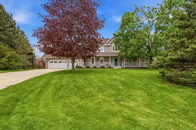 105  Mark Ct, North Prairie, WI 53153 - Photo 2