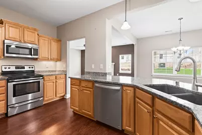 1817  Woodland Way #429-1, Slinger, WI 53086 - Photo 12