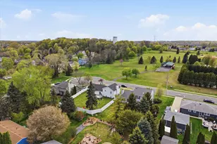 410 S Claremont Rd, Saukville, WI 53080 - Photo 46