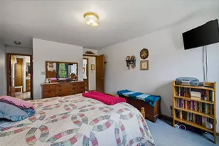 410 S Claremont Rd, Saukville, WI 53080 - Photo 24