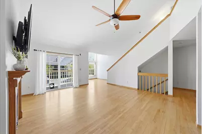 1938  Parknoll Ln, Port Washington, WI 53074 - Photo 8