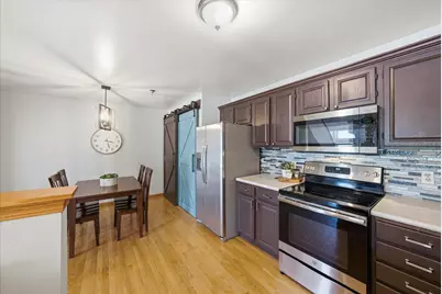 1938  Parknoll Ln, Port Washington, WI 53074 - Photo 4