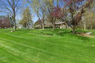 1135 Country Highlands Dr, Richfield, WI 53033 - Photo 24