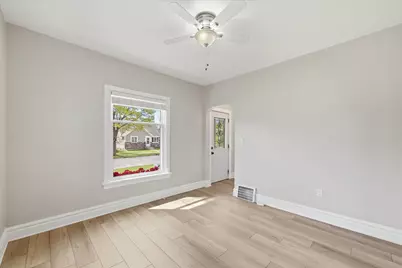 458 W Michigan St, Port Washington, WI 53074 - Photo 2