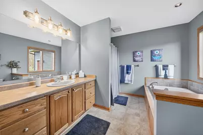 1831  Mapletree Rd, Howards Grove, WI 53083 - Photo 14
