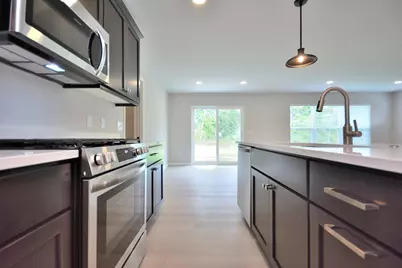 620  5 Mile Rd, Racine, WI 53402 - Photo 10