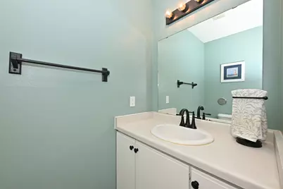1467 W 2nd Ave, Port Washington, WI 53074 - Photo 12