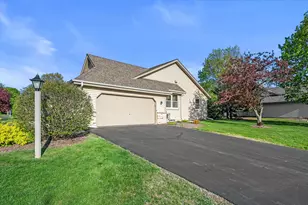 N114W15947 Hilbert Ln, Germantown, WI 53022 - Photo 2