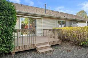 N114W15947 Hilbert Ln, Germantown, WI 53022 - Photo 12