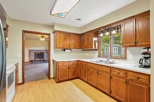 N3W27282 Arrowhead Trail, Pewaukee, WI 53188 - Photo 14