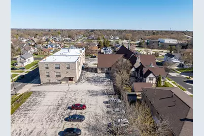 712 S 24th St, Manitowoc, WI 54220 - Photo 8