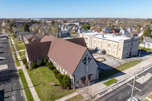 712 S 24th St, Manitowoc, WI 54220 - Photo 1