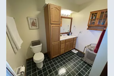 1708  Howlett Ln, Waukesha, WI 53186 - Photo 10