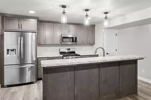 1625 Drusillas Way, Howard, WI 54313 - Photo 34