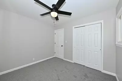 8604  20th Ave, Kenosha, WI 53143 - Photo 16