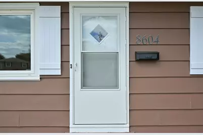8604  20th Ave, Kenosha, WI 53143 - Photo 2