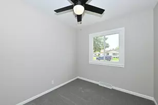 8604 20th Ave, Kenosha, WI 53143 - Photo 12