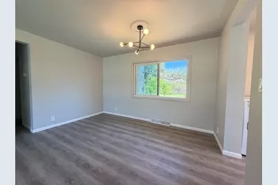 404  8th St, Somers, WI 53140 - Photo 6