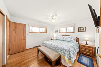 5525 W Leroy Ave, Milwaukee, WI 53220 - Photo 4