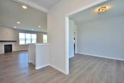 1206  Arrowood Cir, Oconomowoc, WI 53066 - Photo 6
