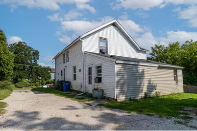 1124  Lasalle St, Racine, WI 53404 - Photo 4
