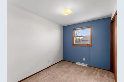 3903  Madeline Ln, Manitowoc, WI 54220 - Photo 24