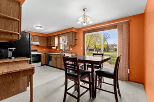 3903 Madeline Ln, Manitowoc, WI 54220 - Photo 14