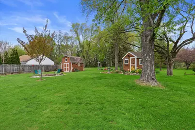 520 W Oakwood Rd, Oak Creek, WI 53154 - Photo 46