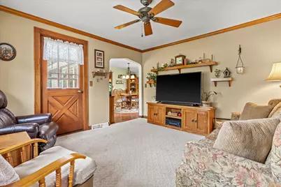 520 W Oakwood Rd, Oak Creek, WI 53154 - Photo 16