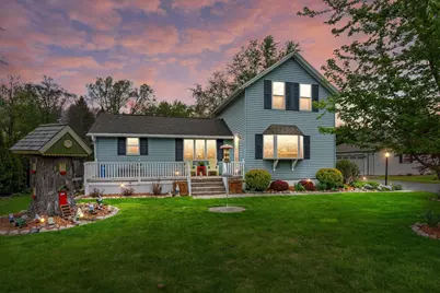520 W Oakwood Rd, Oak Creek, WI 53154 - Photo 1