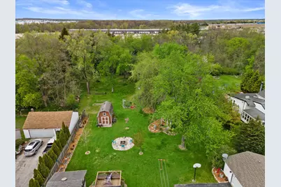 520 W Oakwood Rd, Oak Creek, WI 53154 - Photo 12