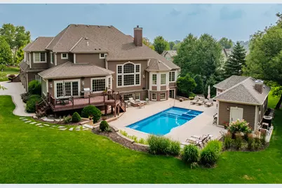 W210N5415  Carters Crossing Cir, Menomonee Falls, WI 53051 - Photo 1