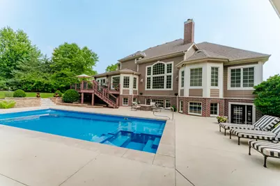 W210N5415  Carters Crossing Cir, Menomonee Falls, WI 53051 - Photo 66