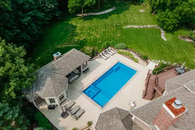 W210N5415  Carters Crossing Cir, Menomonee Falls, WI 53051 - Photo 70