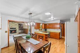 530 Oak Terrace, Slinger, WI 53086 - Photo 8