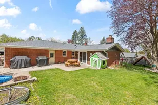 530 Oak Terrace, Slinger, WI 53086 - Photo 2