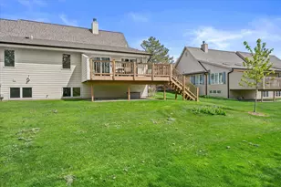 625 S Stonehedge Dr, Brookfield, WI 53045 - Photo 44