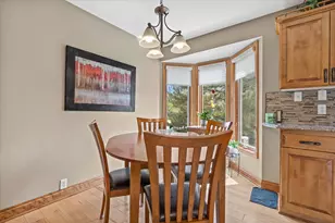 625 S Stonehedge Dr, Brookfield, WI 53045 - Photo 8