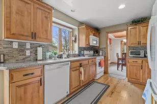625 S Stonehedge Dr, Brookfield, WI 53045 - Photo 10