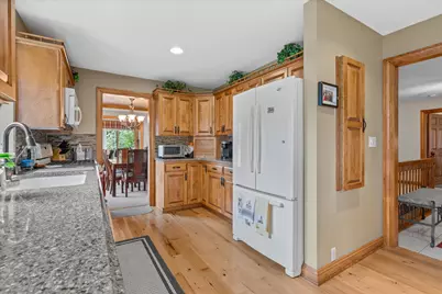 625 S Stonehedge Dr #A, Brookfield, WI 53045 - Photo 12