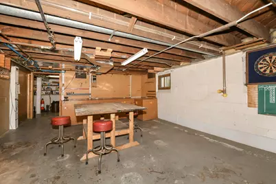 1802 N 72nd St, Wauwatosa, WI 53213 - Photo 36