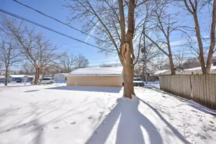8221 W Villard Ave, Milwaukee, WI 53218 - Photo 4