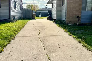 1868 19th Ave, Kenosha, WI 53140 - Photo 4