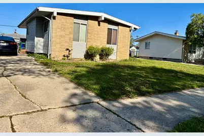 1868  19th Ave #1868  19th Ave., Kenosha, WI 53140 - Photo 1
