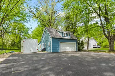 5605 W Pine Ln, Mequon, WI 53092 - Photo 40