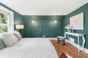 5605 W Pine Ln, Mequon, WI 53092 - Photo 28