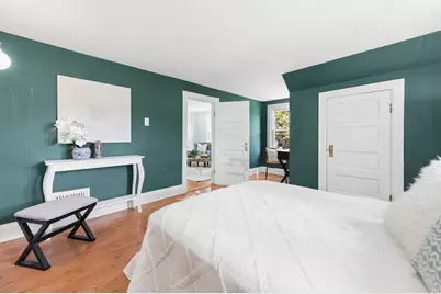 5605 W Pine Ln, Mequon, WI 53092 - Photo 30