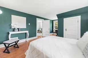 5605 W Pine Ln, Mequon, WI 53092 - Photo 30