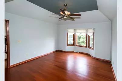 19065  Hiview Dr #2, Brookfield, WI 53045 - Photo 4