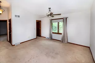 19065 Hi View Dr, Brookfield, WI 53045 - Photo 22